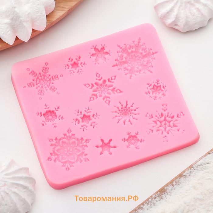 Молд «Снежинки», силикон, 8,6×8,6 см, цвет розовый