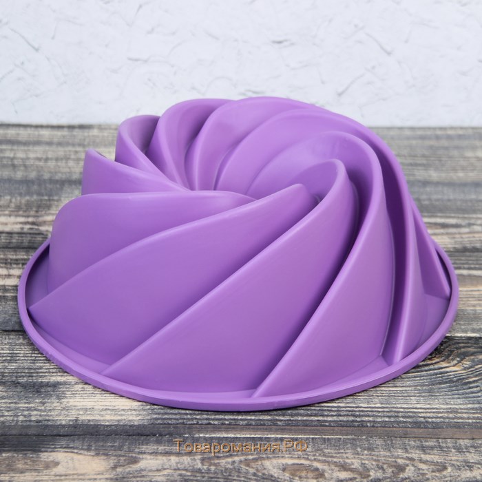 Форма для выпечки «Немецкий кекс. Вихрь», силикон, d=24,5 см, цвет розовый