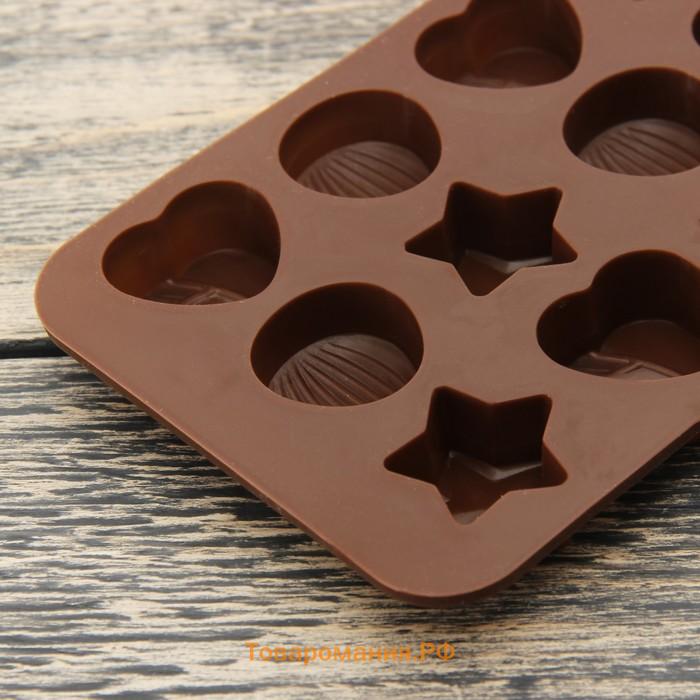 Форма для конфет и шоколада «Звёзды, ракушки, сердца», силикон, 20,6×10,3 см, 15 ячеек, цвет коричневый