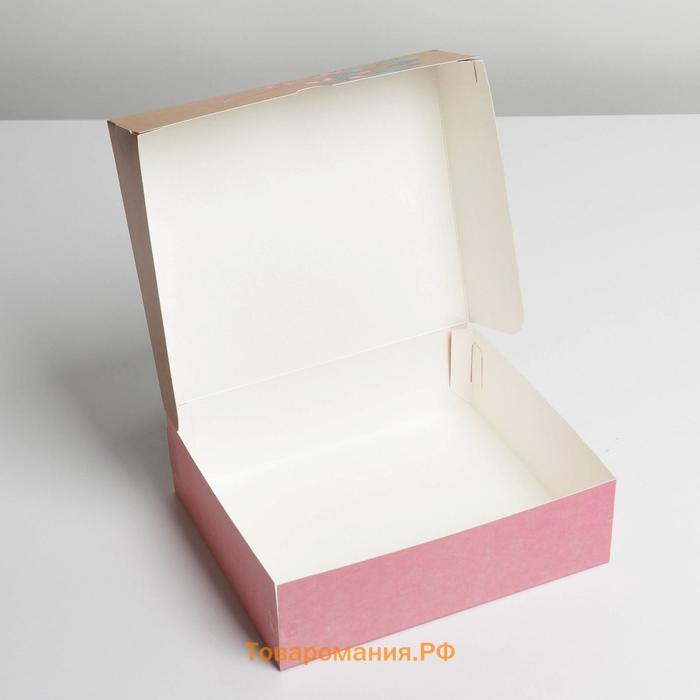 Кондитерская упаковка, коробка «Будь счастлива», 17 х 20 х 6 см