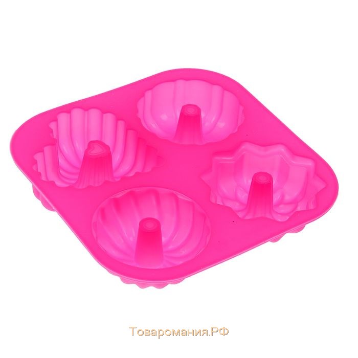 Форма для выпечки «Немецкий кекс», силикон, 17×17 см, 4 ячейки, цвет розовый