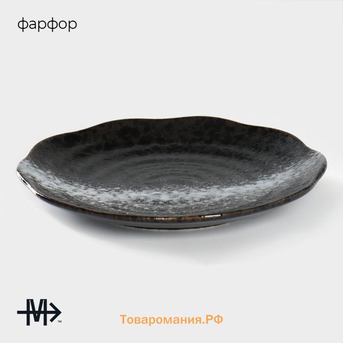 Тарелка Magistro «Ночной дождь», 17.7×2.2 см, фарфор, чёрная