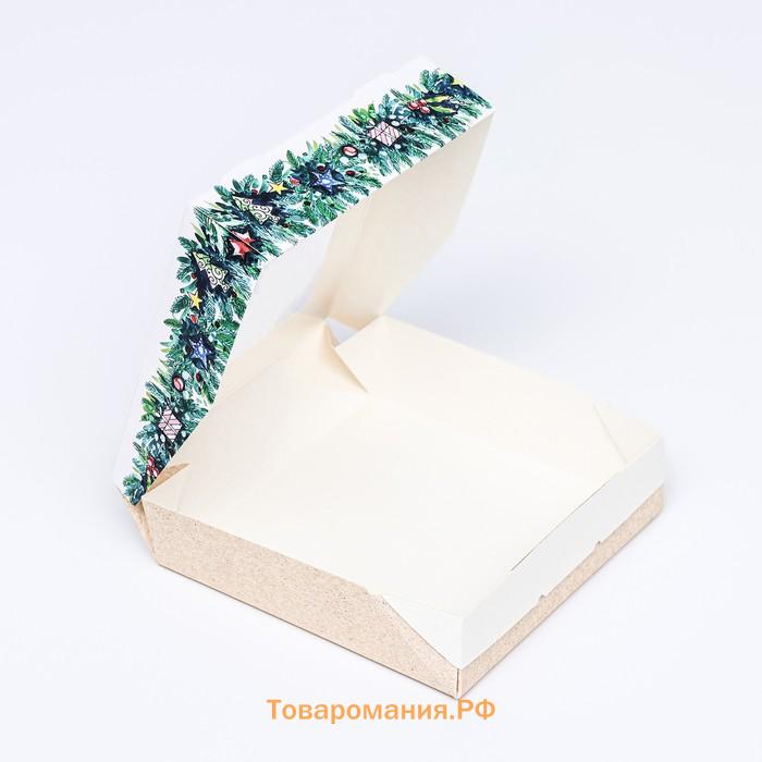 Коробка подарочная новогодняя складная с окном «Гирлянда» 15×15×4 см